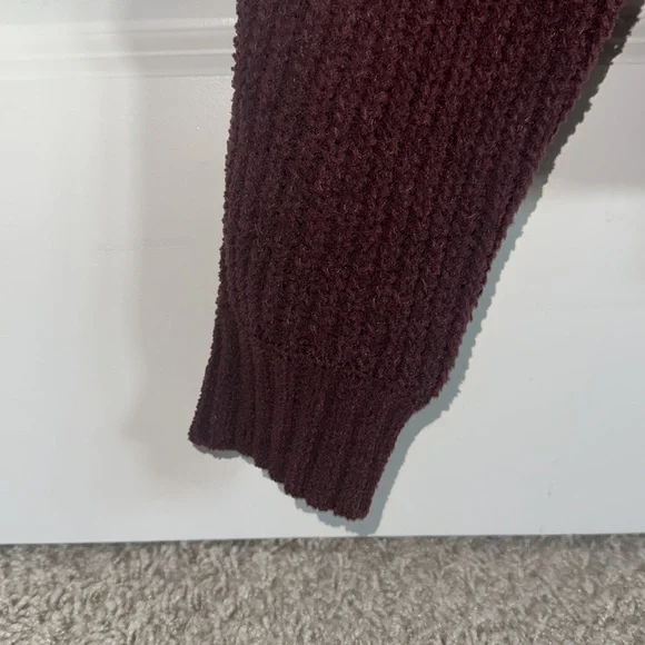 Burgundy XS American Eagle Sweater - Picture 3 of 4